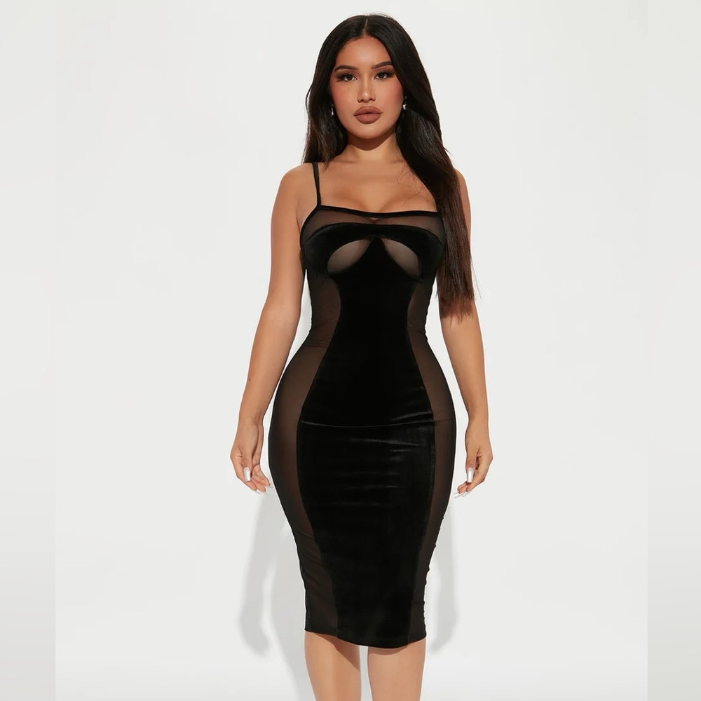 Fashion Nova Free Mind Velvet Midi Dress